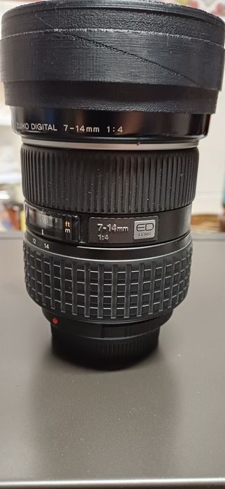Olympus Zuico 7-14 mm f/4 grande angular 4/3