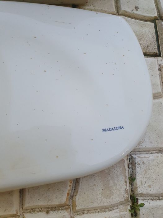 Autoclismo madalena branco,sem interior.