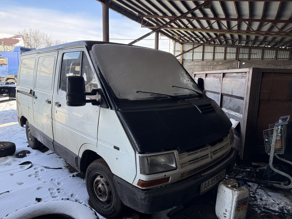 reno trafic продаж білий