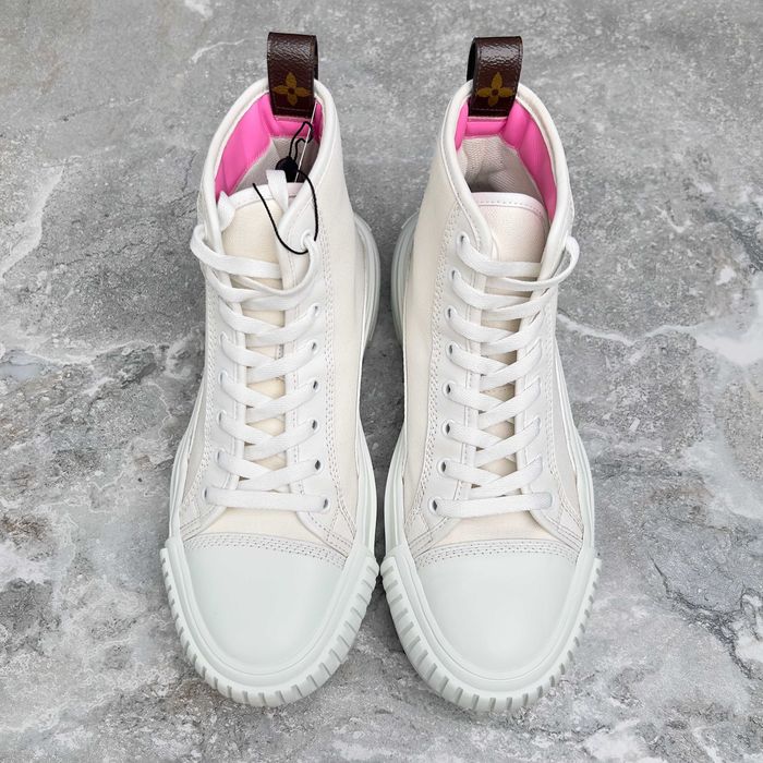 Louis Vuitton Squad Monogram Converse Жіночі кросівки оригінал 39 EUR