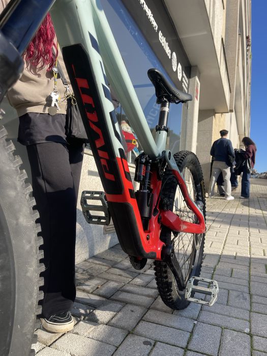 Pivot phoenix 2025 ride GX DH