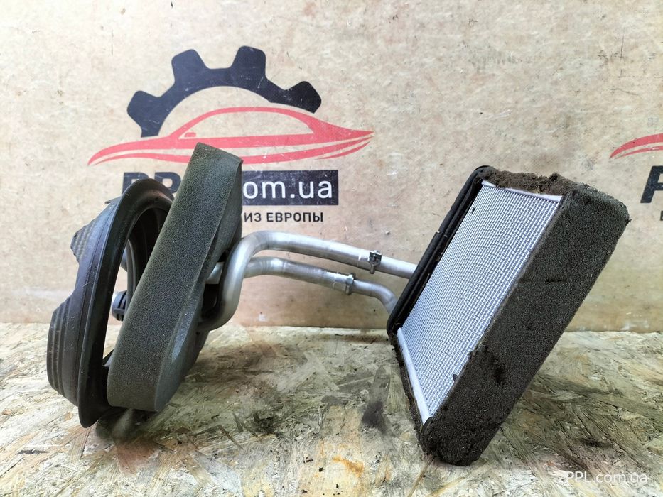 Skoda Yeti 2009-2017 Радиатор печки отопителя 3C0819031