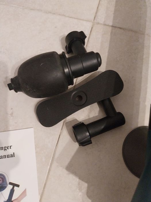 Desentupidor de instalações sanitárias