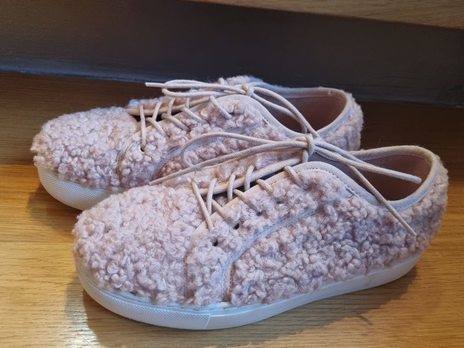 Sneakersy półbuty NLY SHOES baranek rozm. 37 pudrowy róż
