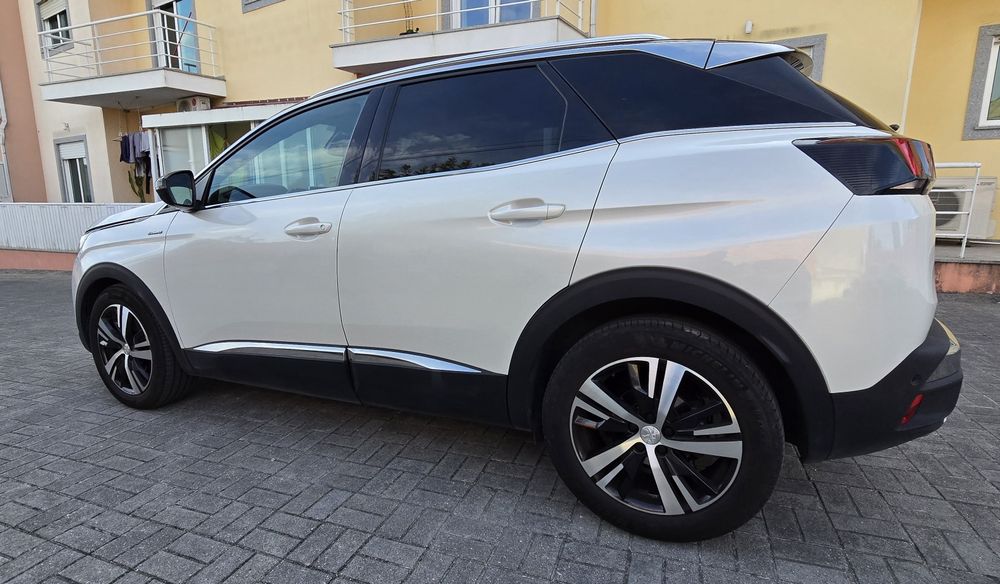 Peugeot 3008 GT Line 1.6 BlueHDi EAT6 2018 – Full Extras, Teto Panorâm