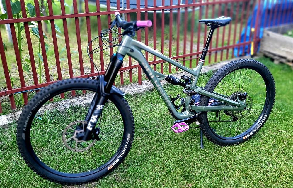 Polygon Collosus n9 XL