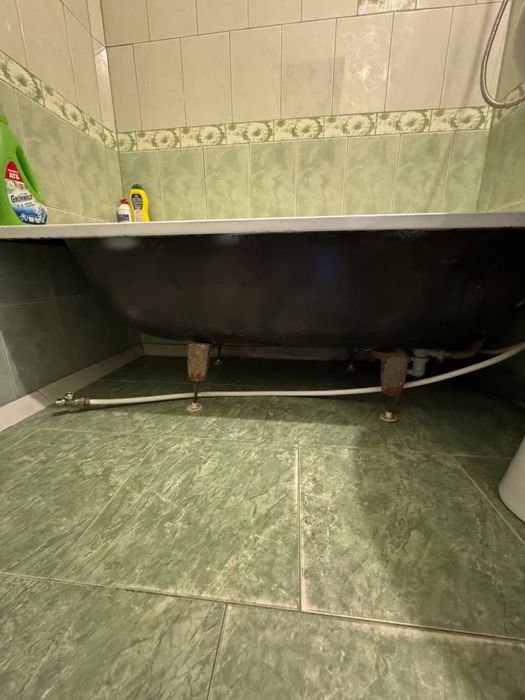 ДЗЕРЖИНКА, Гетьманська 74, 2кім.квартира  чиста, перевірена. ОСББ