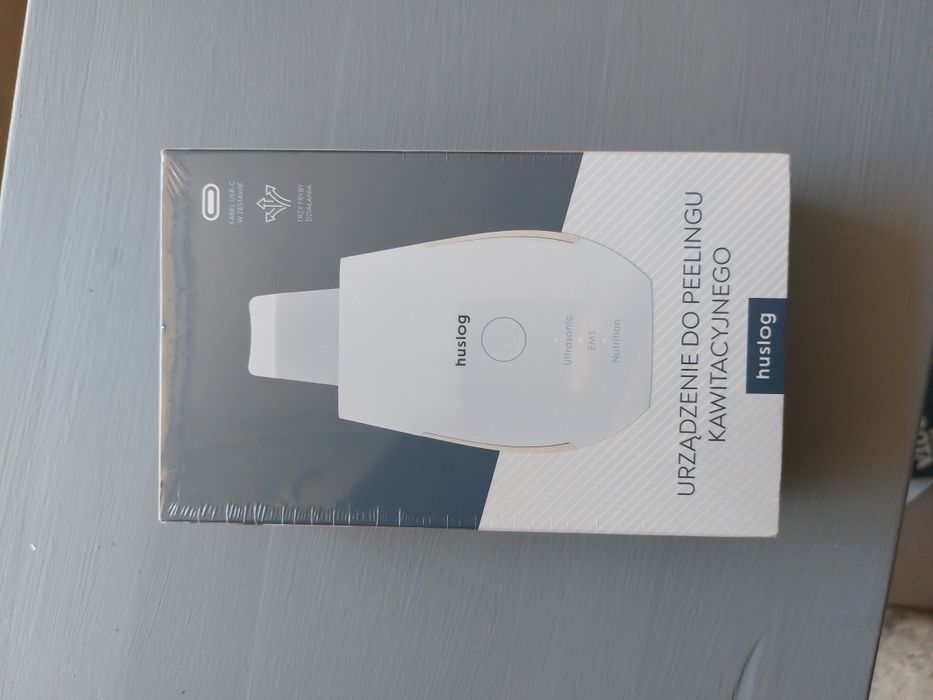 Urzadzenie do peelingu kawitacyjnego huslog