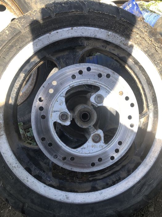 Продаю диски 120,70,12 на скутер в идеальном состояние