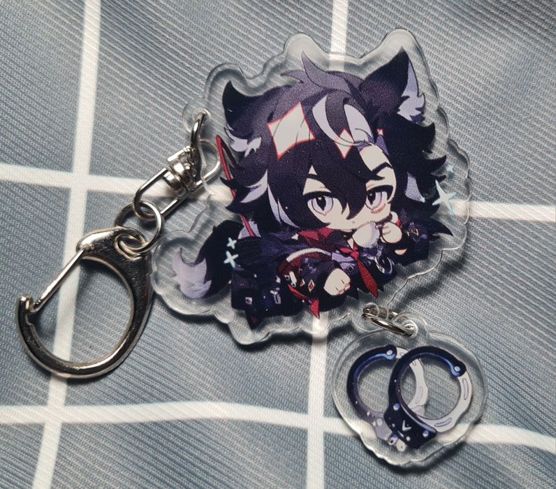 Продам аниме вещи