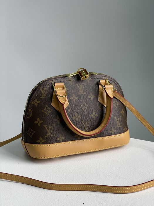 Torebka Louis Vuitton alma crema