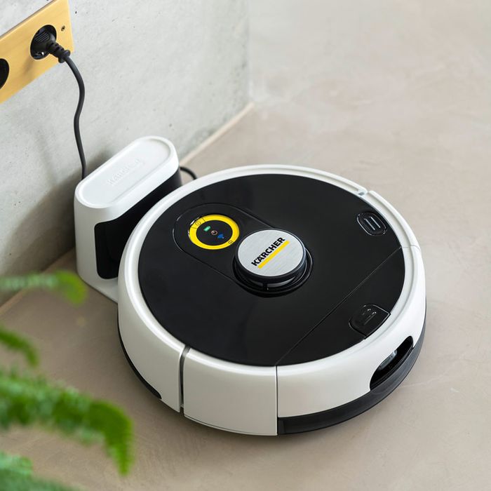Робот пилесос з вологим прибиранням Karcher rcf 3