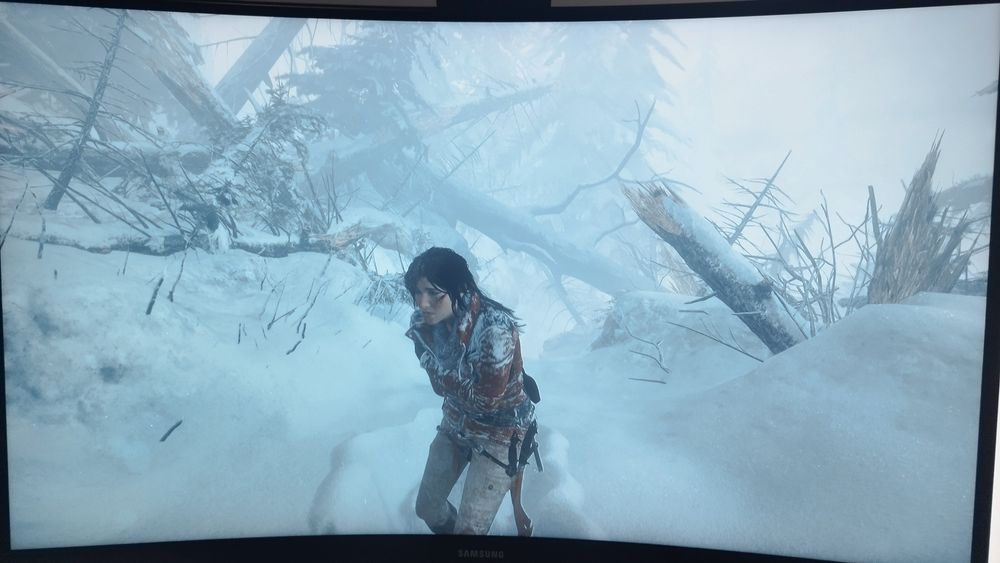 Monitor 27" Samsung Odyssey G5 LS27FG510EUXEN | VA | 2560x1440 (QHD) |