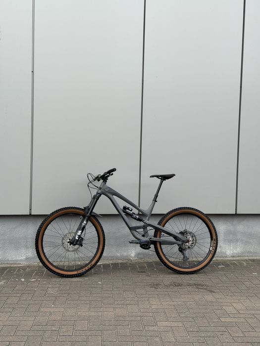 Ендуро двопідвіс YT Capra 27.5 Comp