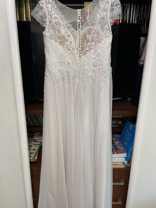 Suknia ślubna  rozmiar 40 !okazja