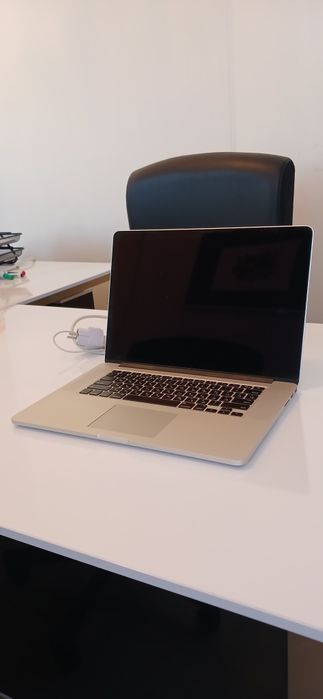 Продам macbook pro