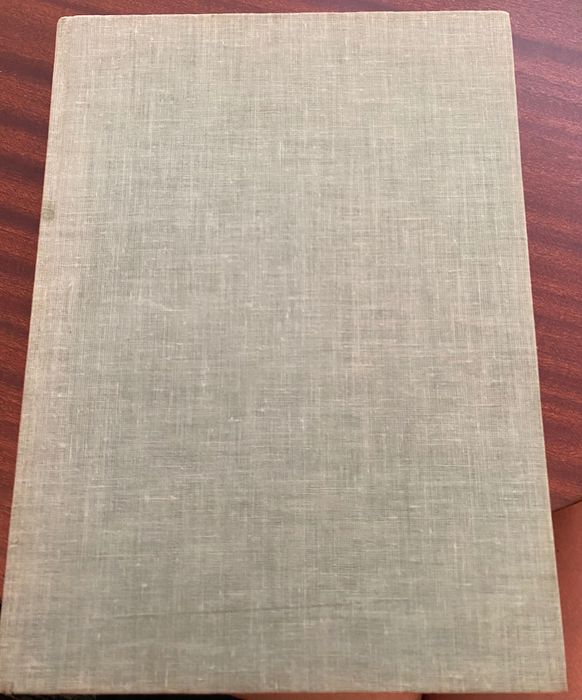 “Flower Arranging in Colour” de Betty Massingham