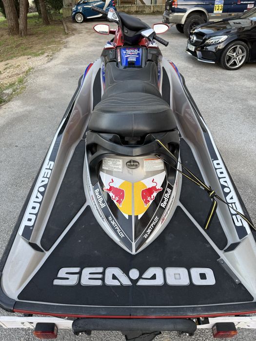 Moto agua seadoo