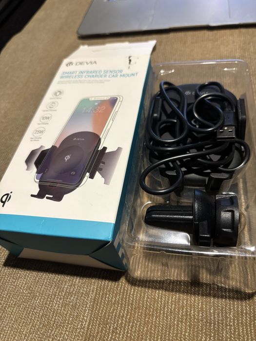 Carrgador e suporte de smartphone de carro NOVO