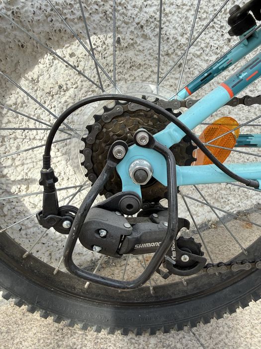 Bicicleta Decathlon ST 500 roda 20 (6-9 anos)