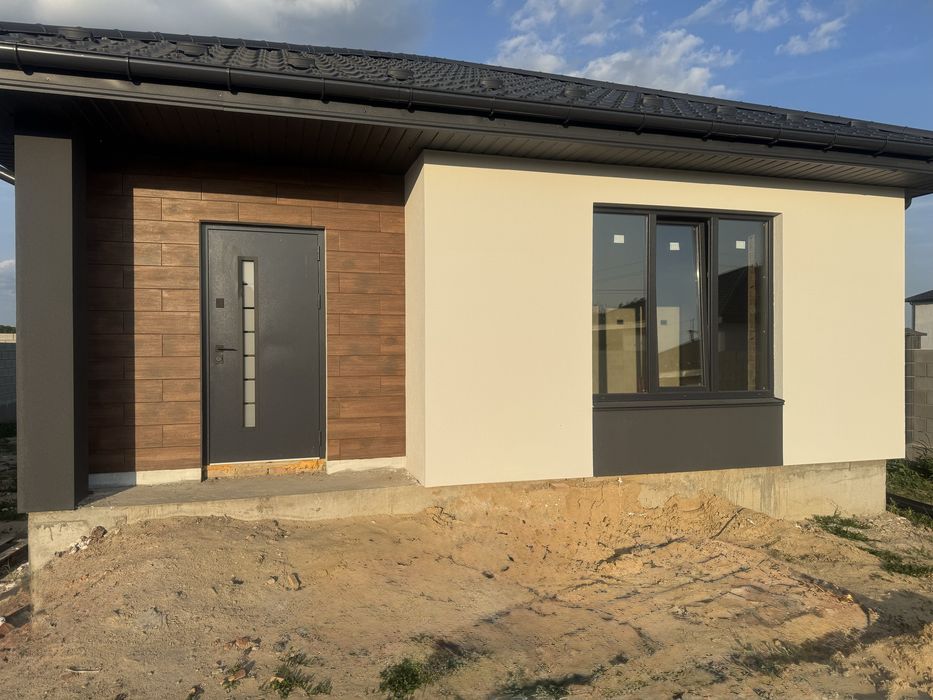 Продам стильну американку з внутрішніми роботами