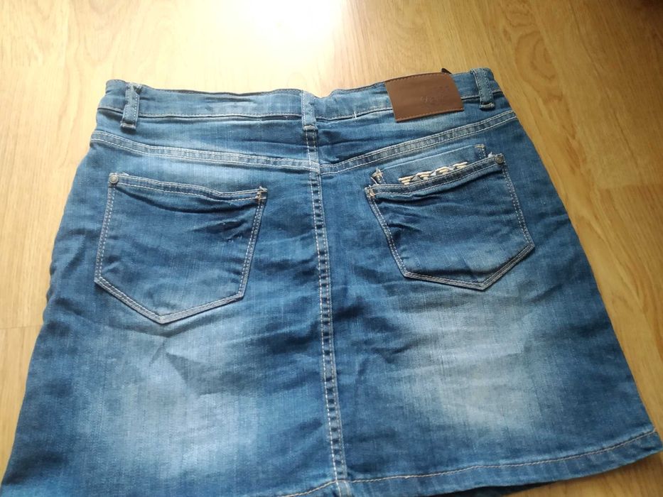 dziewczęce w pakiecie; spódnica/ sukienka/ leginsy S 36/38