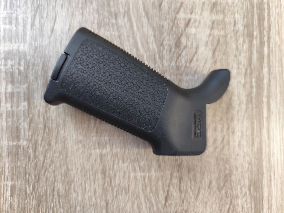 Рукоятка  ar15 magpul, рукоятка m-lok
