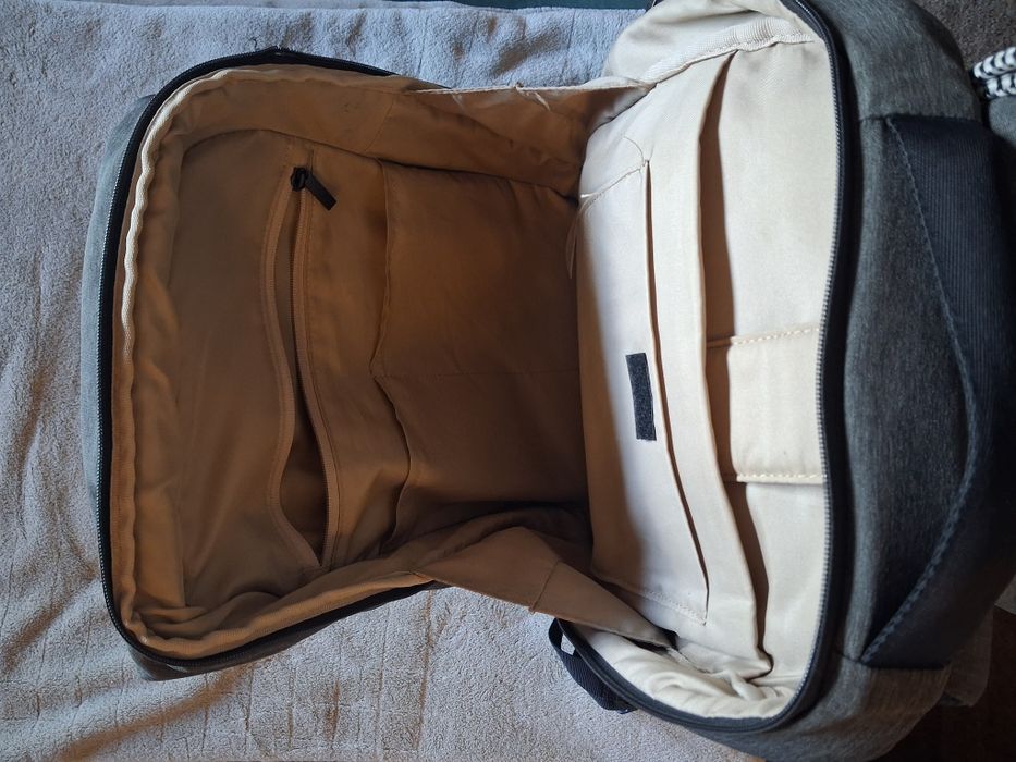Mochila portatil XIAOMI (fecho defeito)
