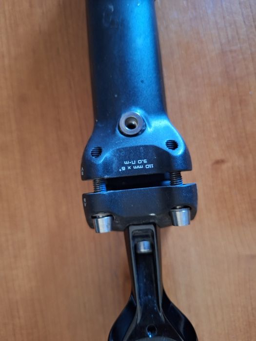 Avanço Specialized S-Works Tarmac – 110mm / 6° (+ Suporte GPS)