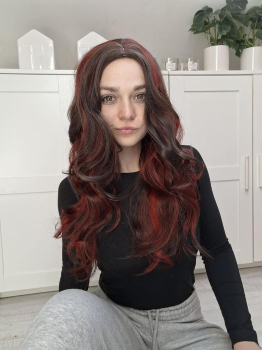 Peruka brązowo czerwona brązowa gęsta pasemka czerwone WIG cosplay gęs