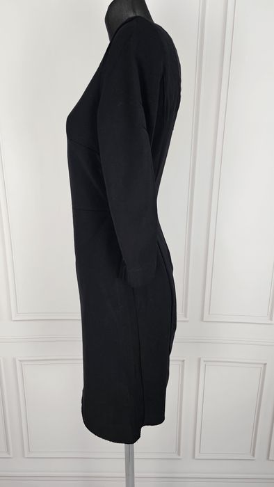 Sukienka damska mała czarna surowo wykończona r S Mango