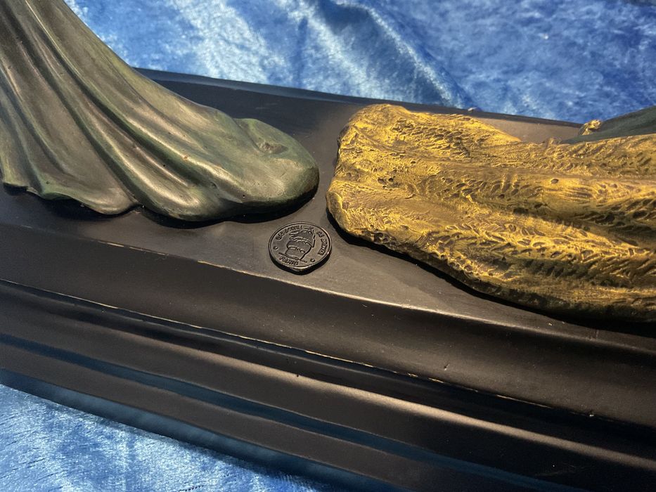 Escultura em bronze  37x39 cm   Anúncios abaixo