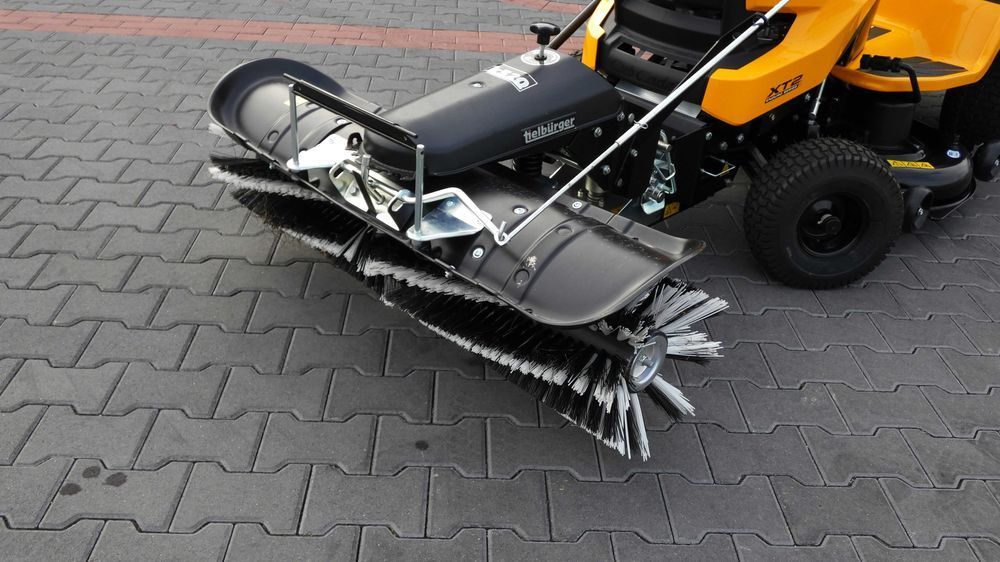 Traktor kosiarka Cub Cadet XT2 QR106 2 Cylindry Zamiatarka Tielburger