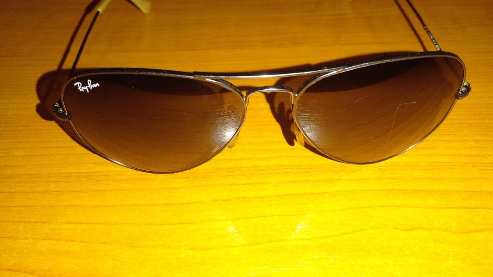 Солнцезащитные очки