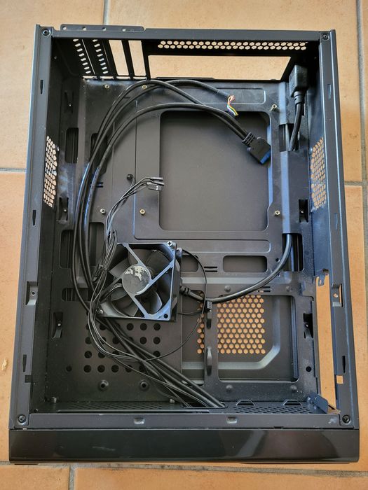 Gabinete Torre PC - NOX