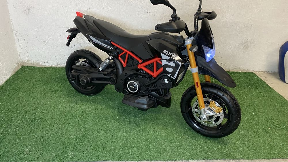 Motor dla dzieci motorek elektczny aprila samochodzik samochod prezent