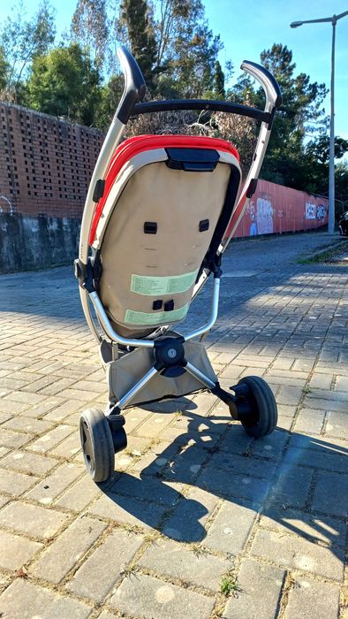 Carrinho passeio bebé -Qinny -creme/vermelho