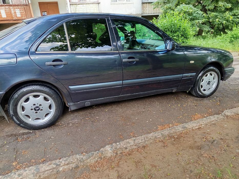 Мерседес w210 2.2cdi