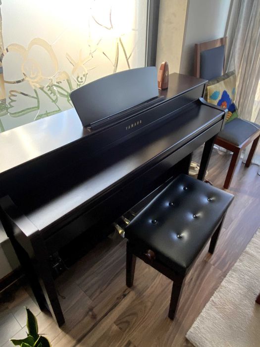 Piano Yamaha Clavinova 635R RoseWood com banco incluído