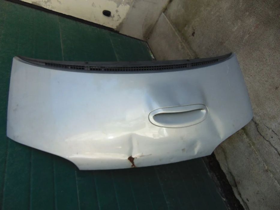 Mitsubishi L400 capot