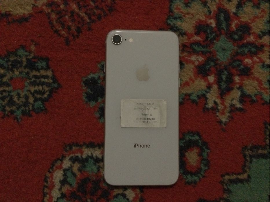 Продам Iphone 8 64GB Neverlock