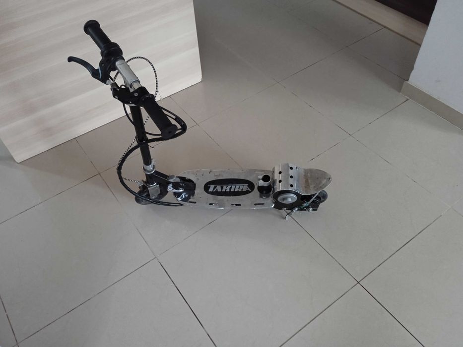 Hulajnoga elektryczna takira