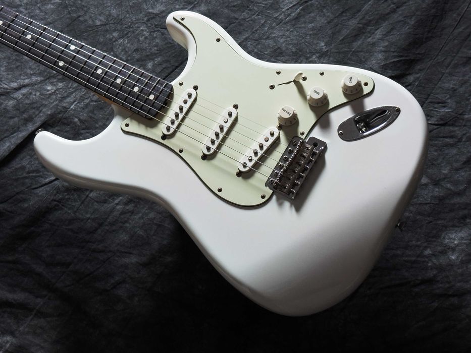 Fender Japan Traditional '60s Stratocaster 2023 - NOWE PROGI
