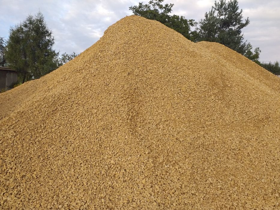 Utwardzenie niwelacja terenu wywóz gruzu ziemi wyburzenia usługi kopar