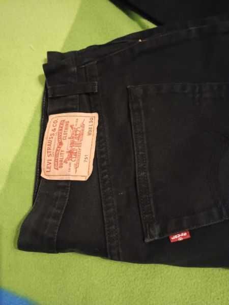 Levi s 751 -czarne-38/30