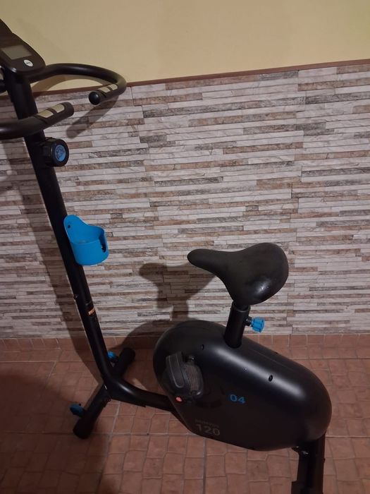 DOMYOS Bicicleta Estática Essencial EB 120