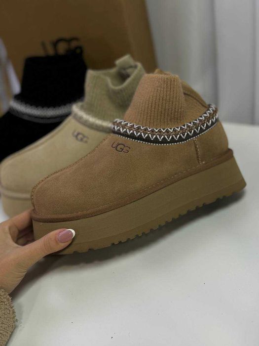 УГГ Агг UGG Уги 4 кольори продам чоботи ботинки жіночі