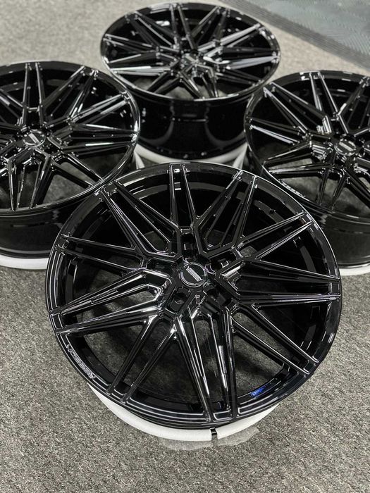 Felgi aluminiowe 24" VOSSEN HF7 24x10 ET15 5x130 Gloss Black G-CLASS