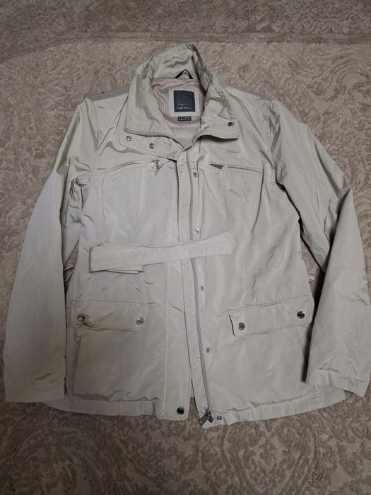 Ветрівка жіноча Geox, р.50