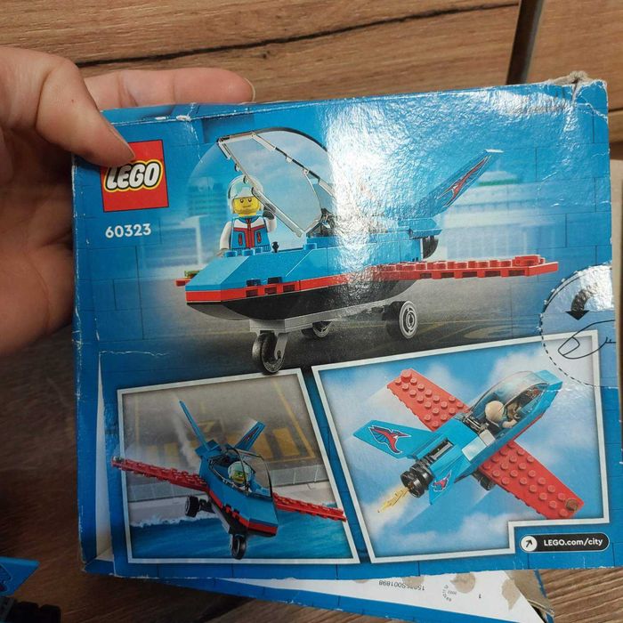 LEGO City Каскадерський літак (60323). лего сіті